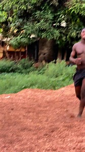 3.2M views · 20K reactions | #kalabantéproductions #acro #power #Guinea #ouest #africa #reel #video #backflip | Alias saïrus | Facebook