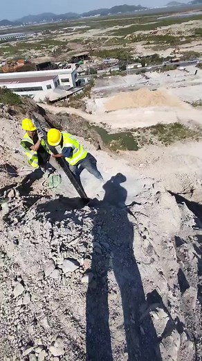 Innovative Quarrying Techniques: Non-Explosive Quarry Blasting