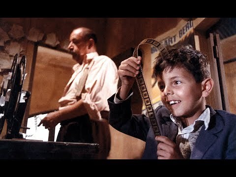 Escena final de 'Cinema Paradiso' | Fotogramas