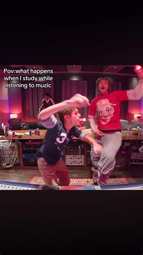 What Happens When I Study While Listening to Music — POV Study Effects