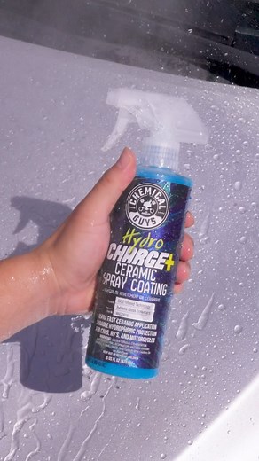 Apply intense ceramic shine and protection in minutes with Hydrocharge Ceramic Spray Coating! 💦 HydroCharge Plus is the easy-to-use SiO2 ceramic spray coating that delivers a brilliant high-gloss candy shine, extreme hydrophobic properties, and the durable protection of a ceramic coating with the ease of use and speed of a spray. | Chemical Guys