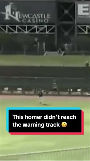 Homer Bounces Off Outfielder’s Head in Hilarious Play