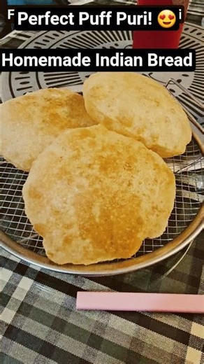 Nothing beats fresh homemade puris 🫓✨Made this morning – crispy, fluffy, and pure comfort food #yt