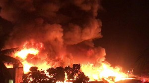 5.2K views · 131 reactions | The fire that hit Sitio Paradise in Barangay Looc, Mandaue City destroyed at least 250 houses, based on initial reports dawn of Wednesday, November 23, 2022.  Desiree Perpetua | SunStar Cebu | Facebook