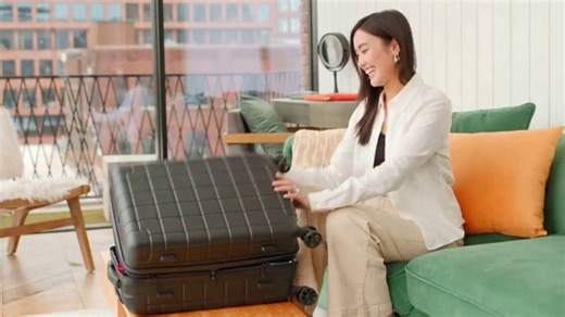 Conair Power Steam TV Spot, 'Come Get Ready With Me'