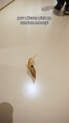 LOVAE CLINIC Global on Instagram: "pov : never pick up random money! #dermatology #dermatologist #dermatologyclinic #skinclinic #dermlife #koreaskincare #memed #money #lovaeclinic #hongdae #홍대"