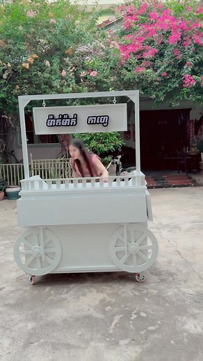 163K views · 4.7K reactions | ចាមើល outfit គេផង...