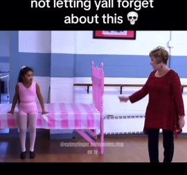 cut.my.finger.daily | DAY 51 i cut my finger on my moms wring... i hope i can still dance #dancemoms #dancemomsedit #dancemoms1 #dancemomsedits #dancemoms2... | Instagram