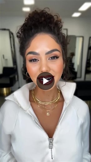 Lunar Records is at the forefront of tokenized music investments, combining blockchain technologies and expertise with a passion for creative industries to deliver transparent, profitable… | Roxanna Green