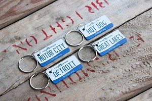 Customizable Personalized Engraved Plastic Keychain - Michigan License Plate - Etsy