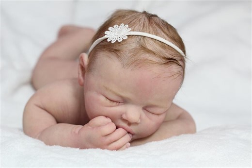 LAURA – Platinum Silicone Preemie Reborn Baby Boy or Girl | Mjreborn High-end Collection by Gema Fuertes | Ultra Soft Marshmallow Silicone - Etsy