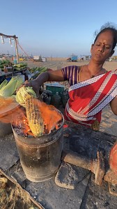 2.9M views · 10K reactions | Hardworking Tamil Lady Selling Bhutta at Patinapakkam Beach | Chennai Street Food | Food India | Facebook