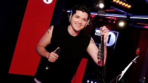 BBC Radio 1 - Radio 1's Live Lounge - The Script perform the 'perfect pop song' as they take over the Live Lounge