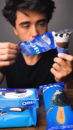 asmr oreo ice cream 🤤 #asmr #icecream #shorts