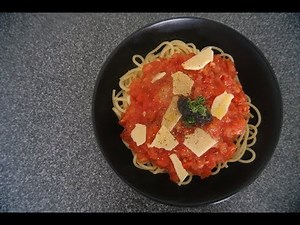 Fresh Tomato Spaghetti with Truffle Sauce