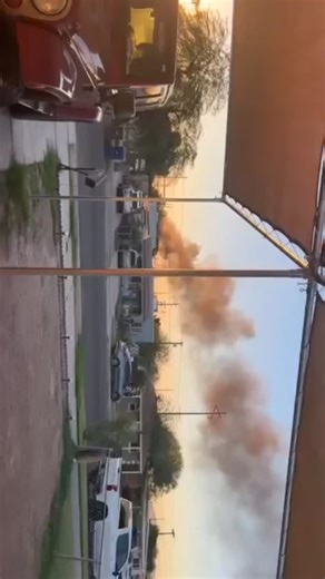 Yuma Watch on Instagram: "@appl_angel:"My house SHOOK, Hey, the electrical substation on Avenue a and 10th Street just blew""