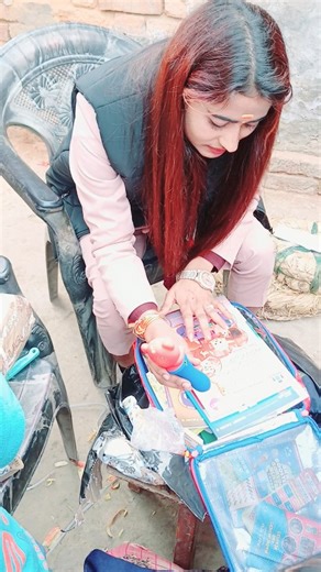 Roshni Parjapati on Instagram: "Safe shop ka product बच्चों का बुक स्मार्ट 🖊 pen देते हुए आप लोग comment में बताओ कैसा product है 🔥🔥🔥🔥✅️✅️✅️✅️✅️✅️✅️✅️💯💯💯💯💯💯👌👌👌👌 Good morning friends 🌄🌄🌄♥️ #Smartroshni1"