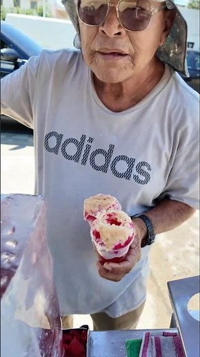 Panama’s Sweetest Street Treat 🍧🇵🇦