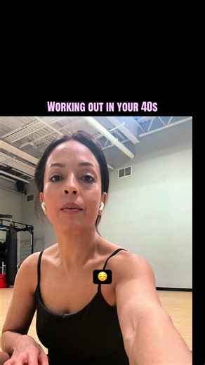 Face yoga trains the muscles in our faces just like we train the muscles in our bodies. Strengthening these muscles can help support smoother, firmer-looking skin in the face and neck as we age 💛 #FaceYoga #AgingWell #NaturalSkincare #WellnessRoutine #healthyaging