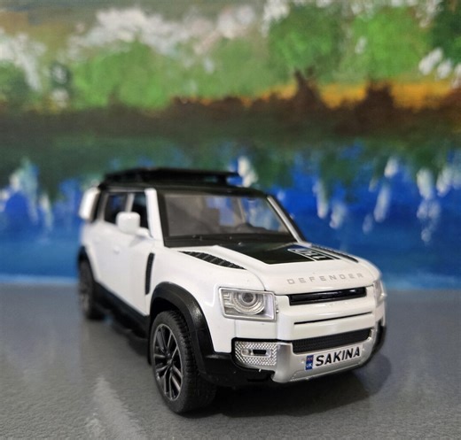 Land Rover Defender Toy Car - 1:32 Scale Diecast Model With Light & Sound - Custom Name Plate Gift for Boys, Kids, Dad, Pearl White - Etsy Israel
