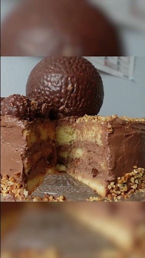 Ferrero Rocher Cake 🎂 with Nutella Buttercream & XXL Rocher Ball