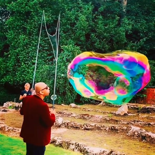 THE ULTIMATE BUBBLE SHOW - International Bubbleologist and Guinness World Record Holder, Ray Paris Bubbles Entertainment & @parisbubbles 🫧Fri 10 April, 12noon, be amazed by volcano bubbles, soap bubble carousel, bubble ghost - even a tornado inside a bubble! 🫧Inspired by Ray’s work with SEND schools, adult neurodivergent groups, and science centres across Europe. ♿The performance is suitable for all inc. children/adults with additional needs. Those requiring spacing suitable for a wheelchair,