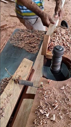 Making moldings on a table router