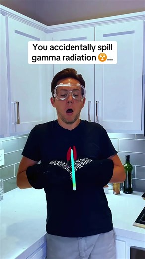 From Dog to Incredible Bark 💪 You accidentally spill gamma radiation… and now Ash thinks he’s an Avenger. One second he’s a sweet Boston Terrier. The next, he’s gone full Hulk mode. This funny dog video turns a harmless spill into an over-the-top superhero dog transformation, packed with dog memes, pet chaos, and comic-book parody. Someone call the Avengers—or at least damage control. Perfect for fans of funny animal videos, Boston Terrier humor, and ridiculous “what if” dog scenarios. #hulk #d