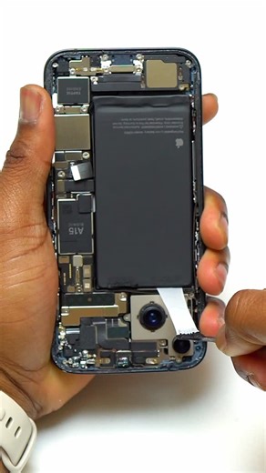 MobileTear on Instagram: "iPhone 14 Battery Removal with Pull Tabs #iphone14 #iphone14plus #iphonerepair #appleiphone #diy"