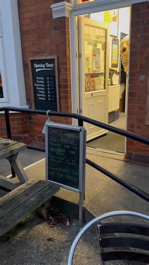 Kevin Crossley on Reels