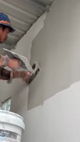 Master Skim Coating Techniques – Smooth Wall Finish Like a Pro!