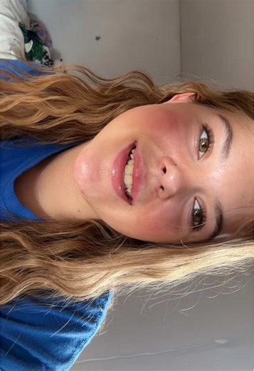 Raeleen (@raeleen6)’s videos with Original Sound - Unknown