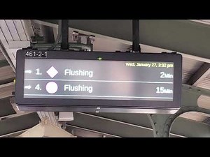 {7} train at Queensboro Plaza with new station arrival announcement