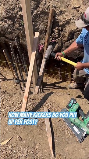 How To Install Kickers For A Concrete Retaining Wall | Sledge Hammer Vs Stake | #concreteformwork