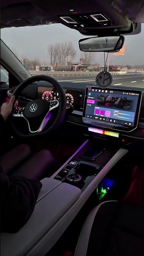 인생 첫 차로 신형 제타 L을 선택했어요 넓은 실내 공간에 충분한 출력, 깔끔한 이