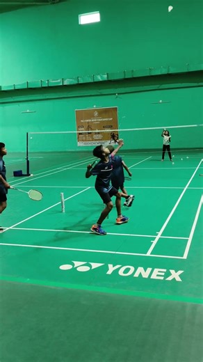 Badminton training #badminton #viral #shuttlesmash #shorts