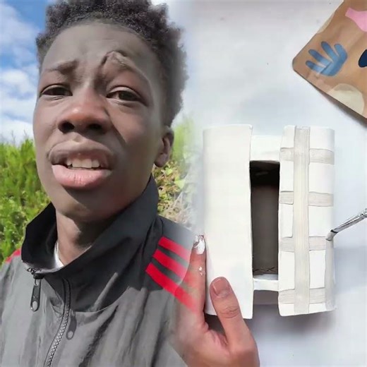 Il assume pas alors qu’en privé ça joue les mecs amoureux 🤣 J’étais obligé de faire une part.2 😭