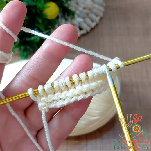 🌸 Only Two Rows to Finish!🐣 Perfect for Baby Presents #knitting