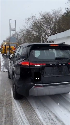 2026 RAV4 Woodland eFour PHEV 2.0 : Luxury Meets Rugged Capability