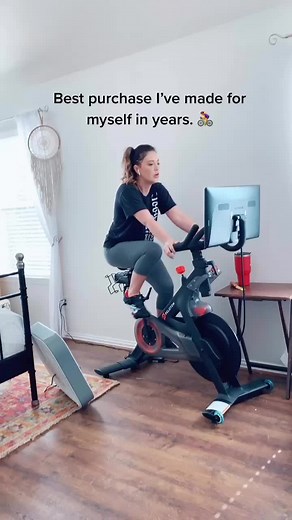 A week in and this thing is still kickin’ my 🤭... I love every single second of the sweat. #peloton #workout #selflove #over30 #momsoftiktok #momlife