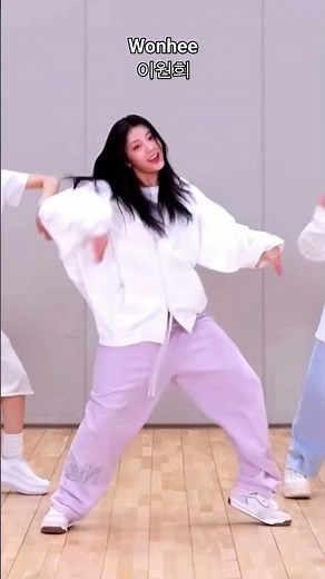 ILLIT - ‘Tick-Tack’ Dance Mirrored