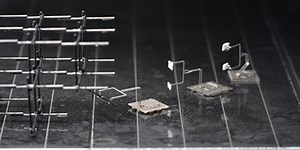 SRI's Micro Robots Can Now Manufacture Their Own Tools