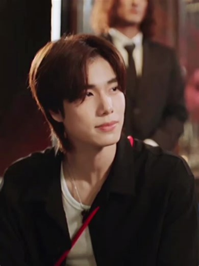 อยากตกงานแล้วมีมาเฟียรับเลี้ยงวะ😆อย่าล้อเล๋นกับระบบคุณธีร์นะน้องพีช😅#meandtheeseriesep4 #มีสติหน่อยคุณธีร์ #ปอนด์ภูวินทร์ #ปอนด์ณราวิชญ์ #ภูวินทร์ตั้งศักดิ์ยืน