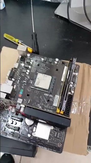 Placa mãe Biostar A320mh - Guerreira de 8 anos - Ryzen.