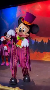 39 reactions | Yo toda la semana esperando que sea Halloween y día de muertos ️️️️️ | Disney en Familia Forever | Facebook