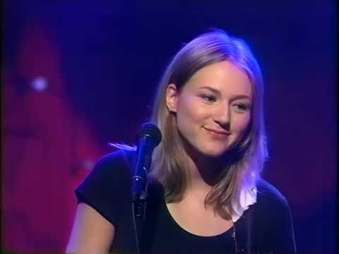 Jewel - Who Will Save Your Soul - Late Night with Conan O'Brien - 1995-05-15 - HD Upconverted 1080p