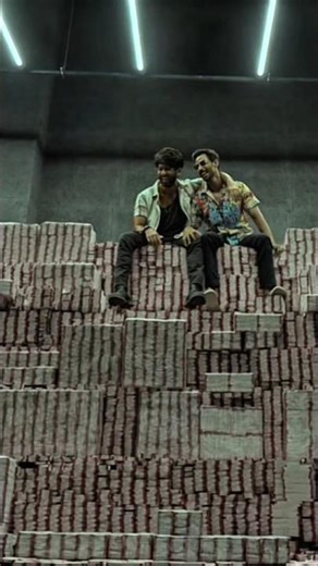 Farzi Attitude Edit 🥵💥 | Raashi Khanna & Shahidkapoor | #farzi​ #shahidkapoor​ #peso Ki Barish