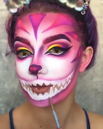 Cheshire Cat Makeup Tutorial by Tiffany Hunt