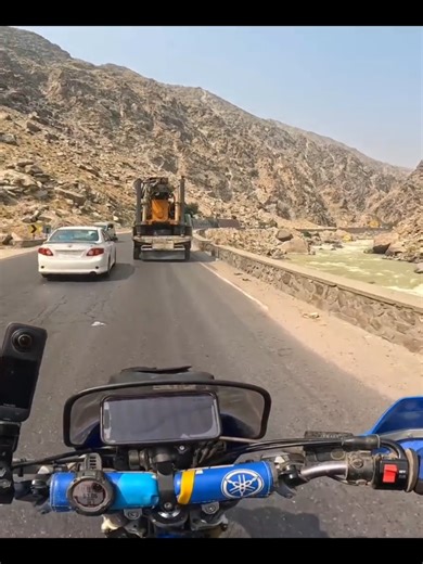 Exploring the Joys of Solo Travel by Bike