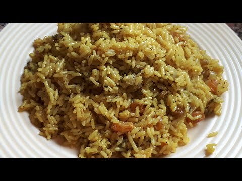 Riz oriental aux raisins secs et au curry délicieux / أرز شرقي بالزبيب والكاري اللذيذ
